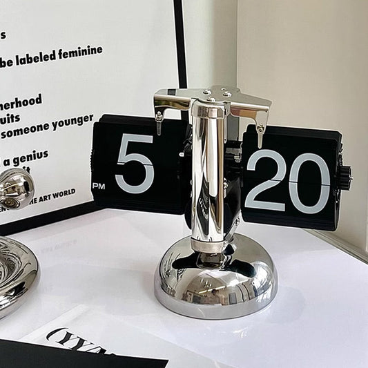 🎁Moderne digitale mechanische Retro-Klappuhr mit internem Zahnradantrieb