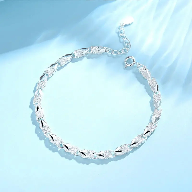 Pulseira Elegante de Trevo da Sorte Brilhante